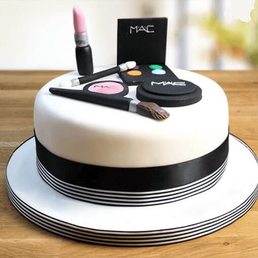 Makeup Girl Theme Cake
