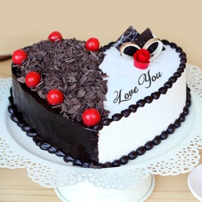 Yummy Black Forest Treat Cake Eggless