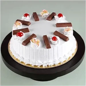 KitKat Vanilla Cake Half Kg