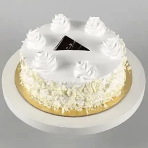 White Forest Cream Cake Half Kg Eggless