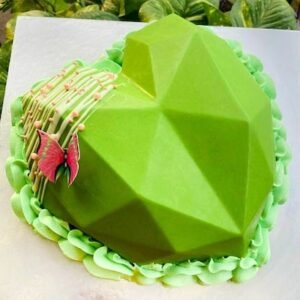 Delicious Kiwi Pinata Cake