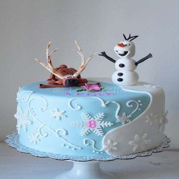 Sleeping Sven & Olaf Cake